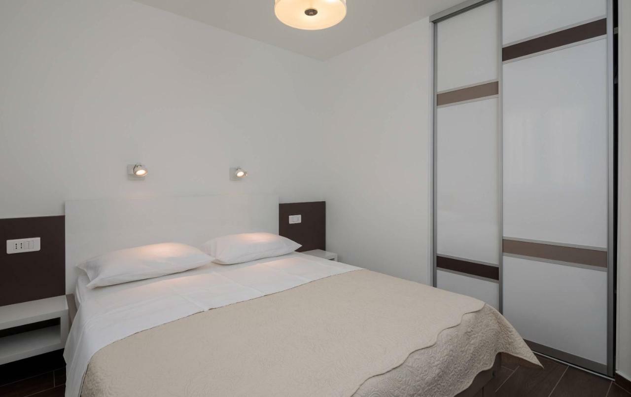 Apartmani Kos D Supetar Ngoại thất bức ảnh